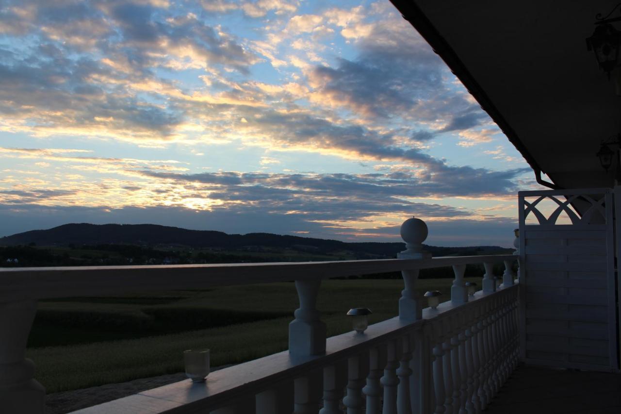 Grand Panorama Bed and Breakfast Wisniowa  Exteriör bild
