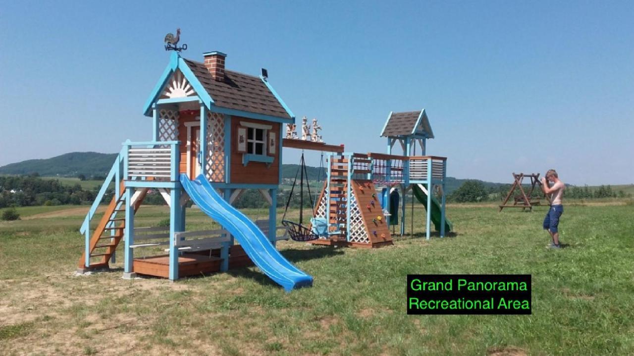 Grand Panorama Bed and Breakfast Wisniowa  Exteriör bild